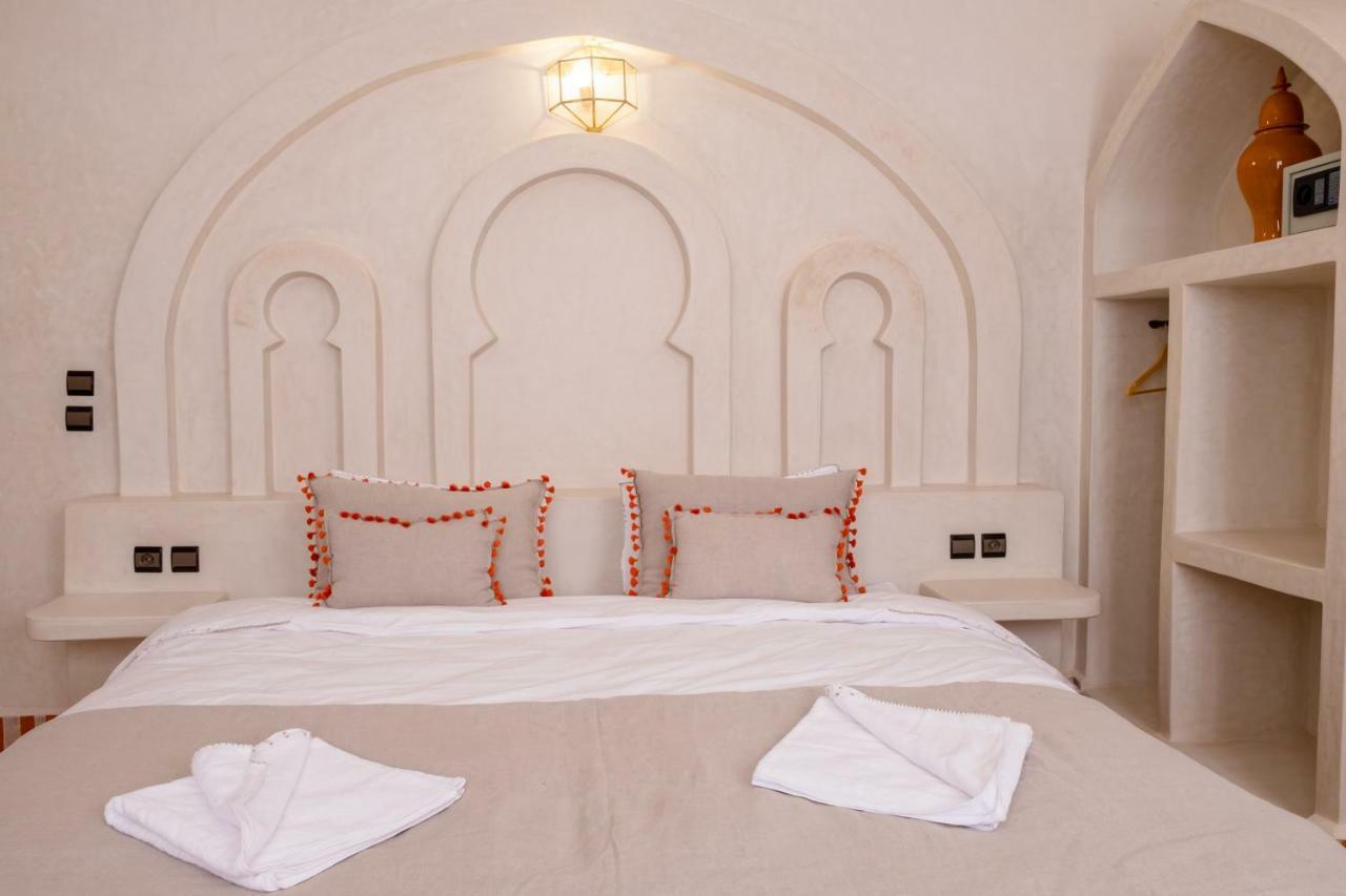 Riad Chebbi Merzouga Exteriör bild
